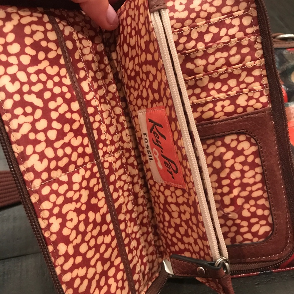 Fossil crossbody and wallet - Picture 6 of 7